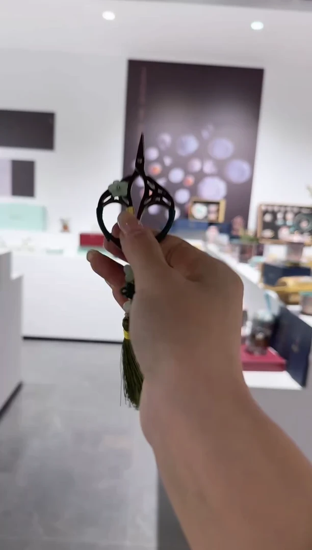 【闪购商品】小乔推荐如图所示