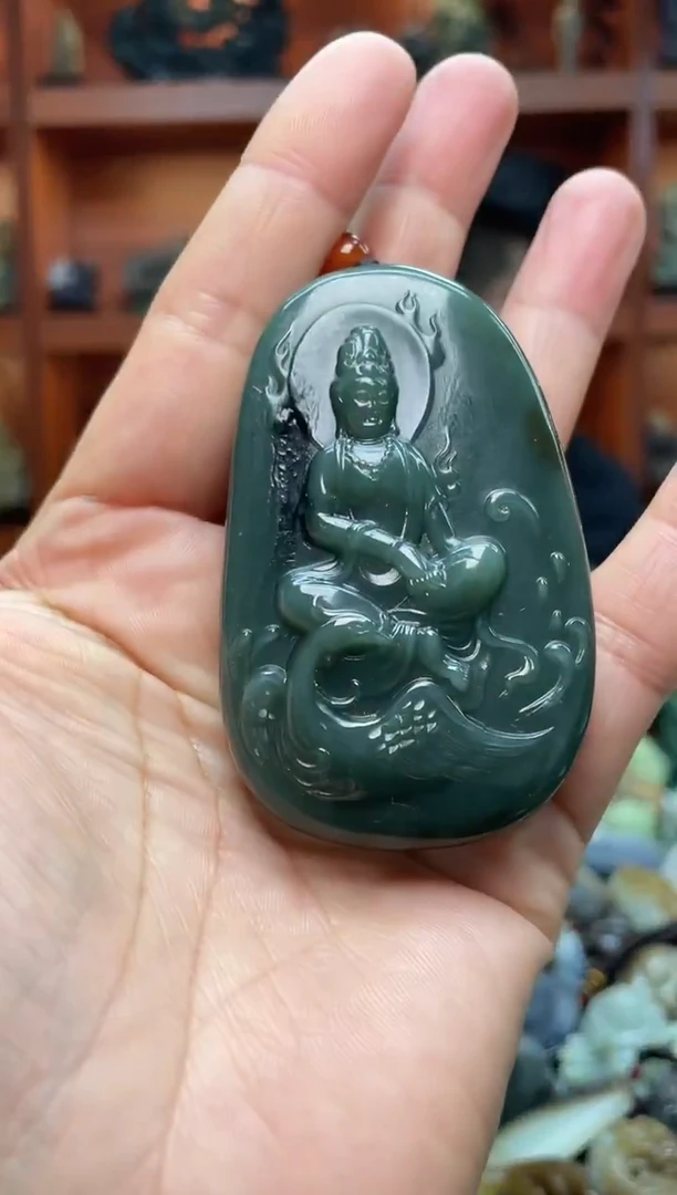 未镶嵌和田玉把件1