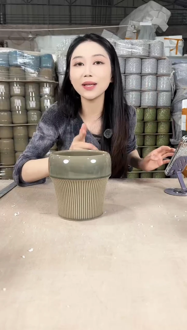 【闪购商品】陶瓷圆口半条纹裂纹绿小号14x16