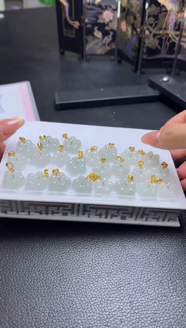 颈饰未镶嵌翡翠K278 /多样性发一件/配绳子