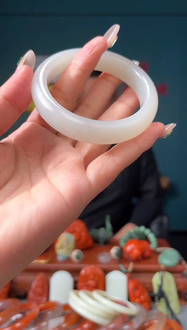 和田玉未镶嵌颈饰57