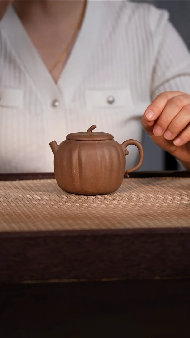 茶壶紫砂老段泥 250cc
