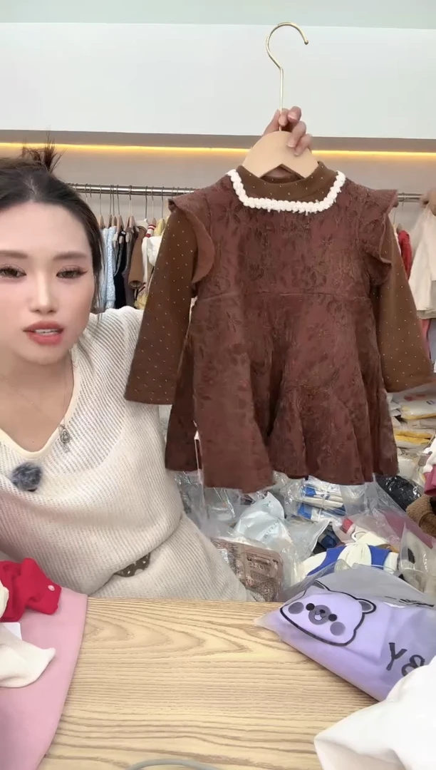 咖色女宝加绒裙子两件套