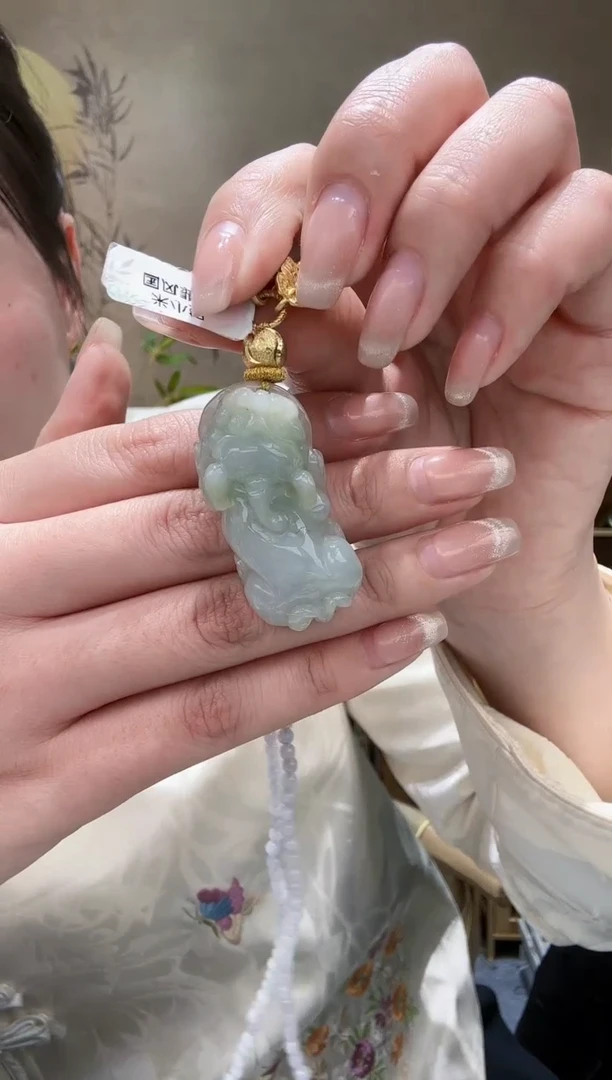 【闪购商品】翡翠颈饰未镶嵌吊坠