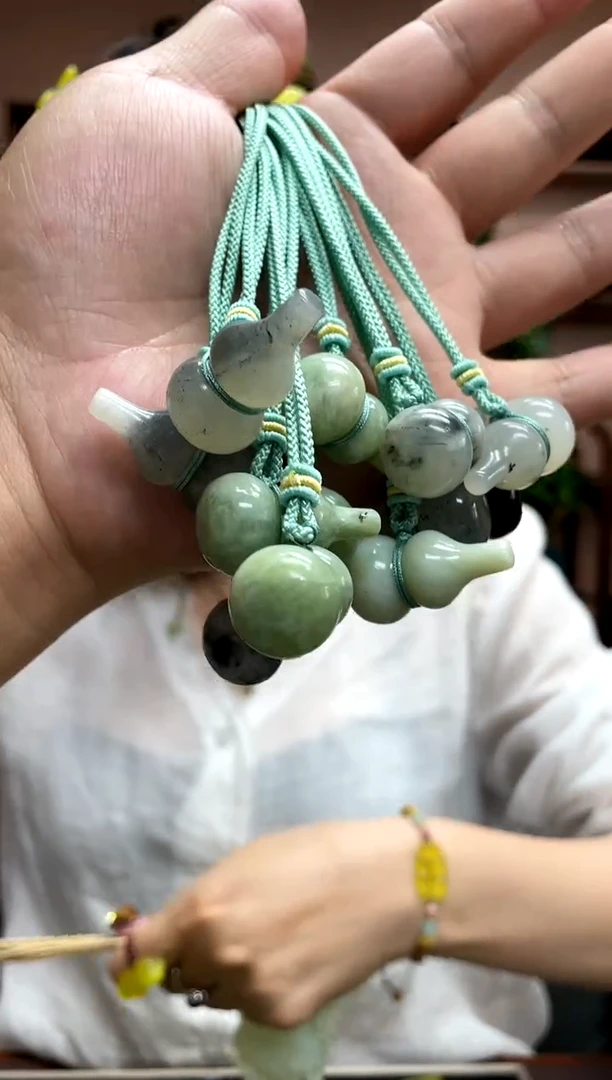 岫玉未镶嵌吊坠多样性发货其中发一