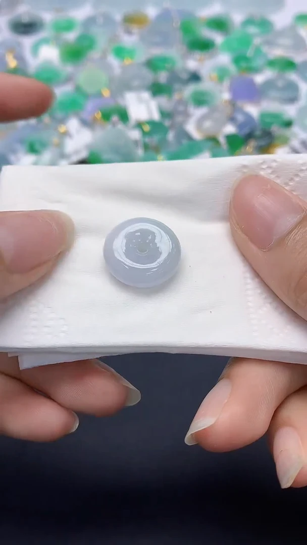 翡翠未镶嵌颈饰天然缅甸a货翡翠