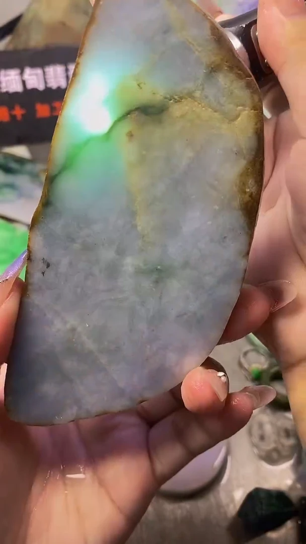 翡翠散珠未镶嵌玉上缘天然翡翠906