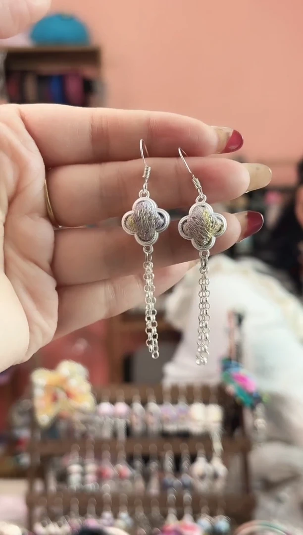 织绣艺枝独绣手工饰品54