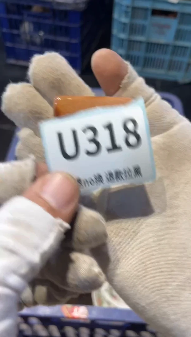 瓷片松**韵表弟直播链接火爆
