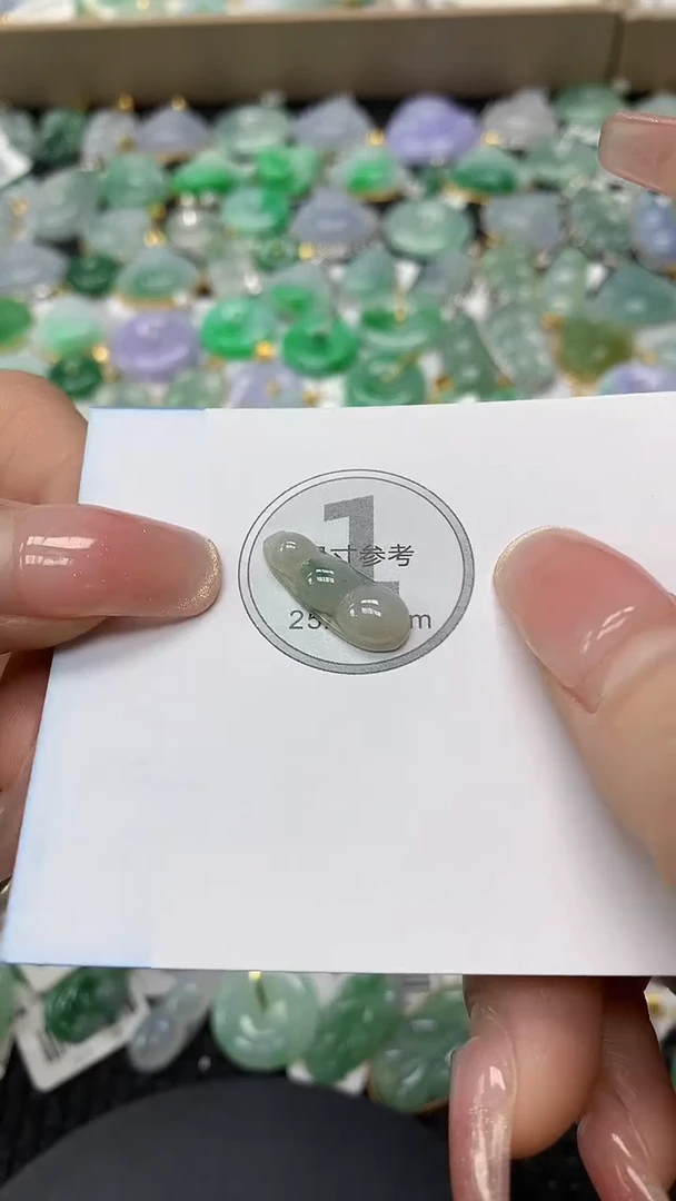 颈饰未镶嵌翡翠a货百元以下同包裹多件发出的只收取一单运费