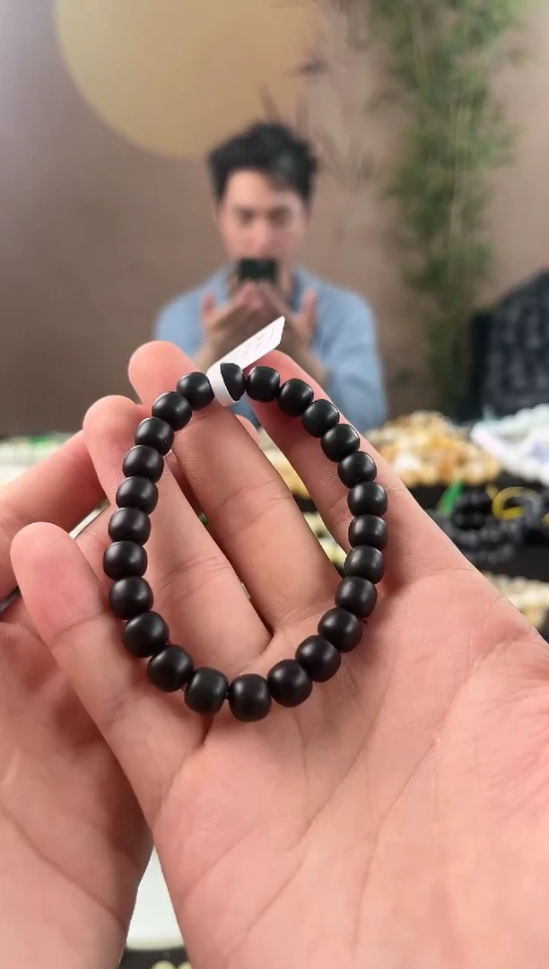 【闪购商品】和田玉手串未镶嵌和田黑青卡8老型珠微色差