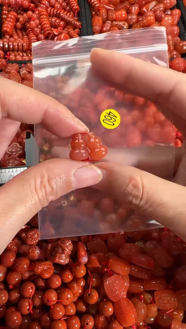 【闪购商品】南红玛瑙颈饰未镶嵌1