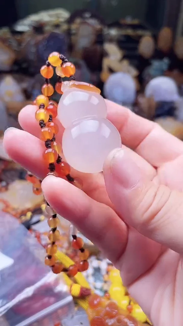 玛瑙/玉髓颈饰未镶嵌AA