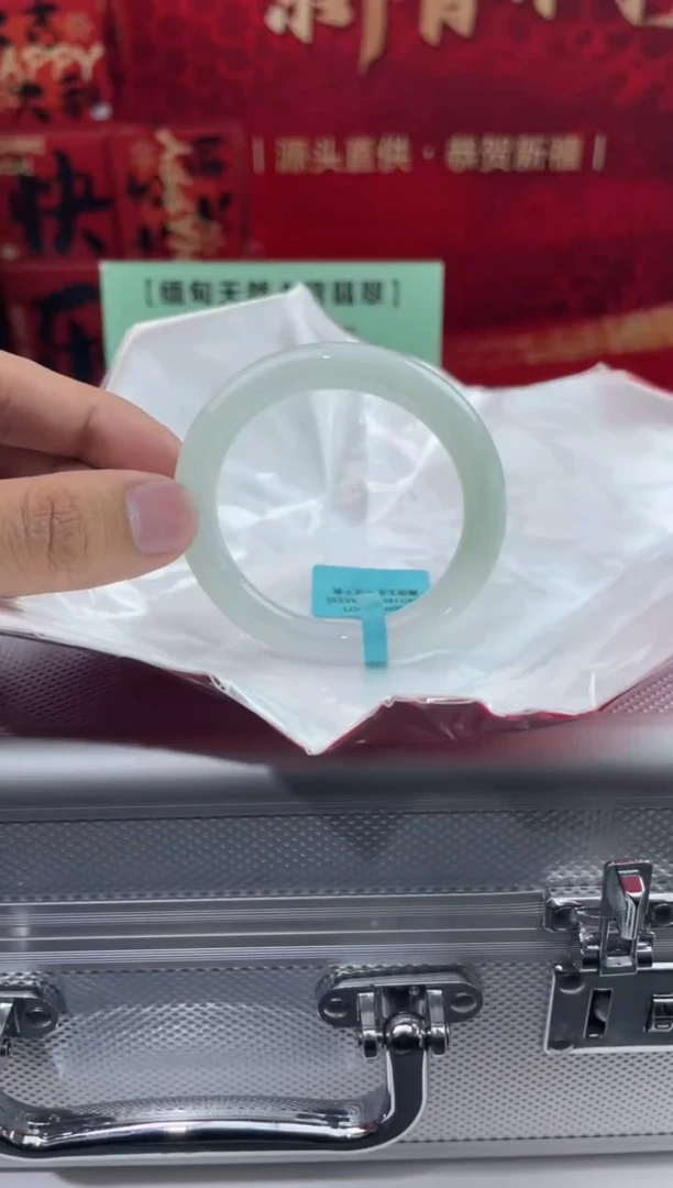 【闪购商品】翡翠手镯未镶嵌3翡翠手镯