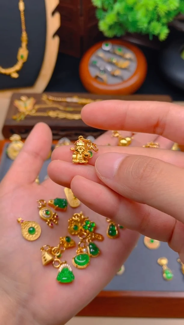 翡翠银S925镶嵌吊坠(不含链)财神小提溜