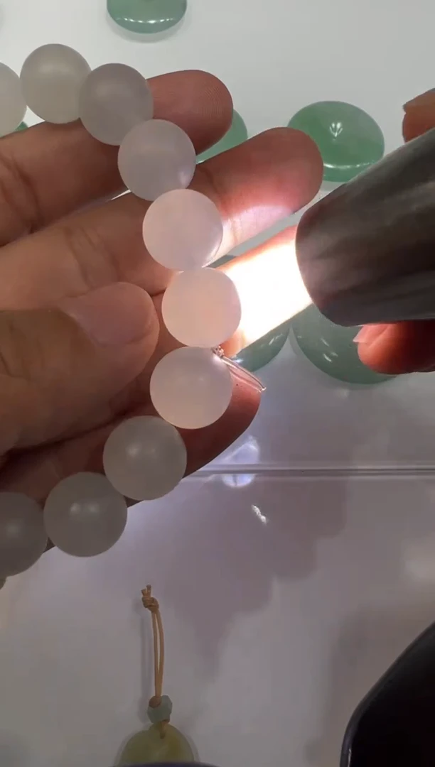 未镶嵌定制翡翠手串