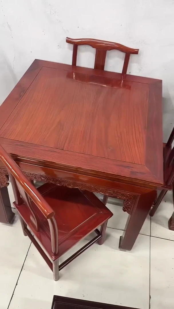 木清***流处理款刺猬紫檀方桌=四个椅子