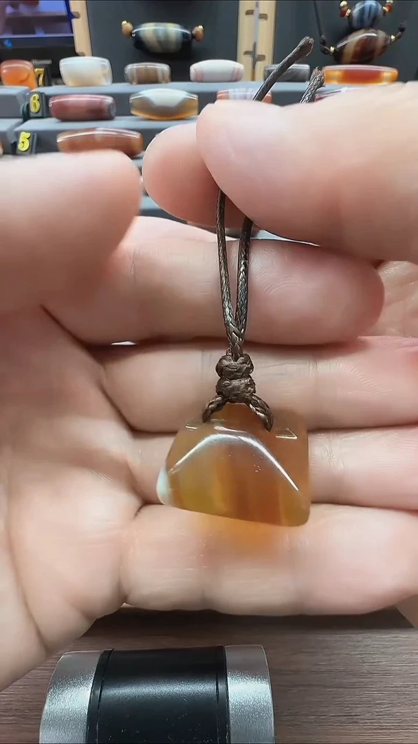 未镶嵌颈饰玛瑙/玉髓玛瑙27*16