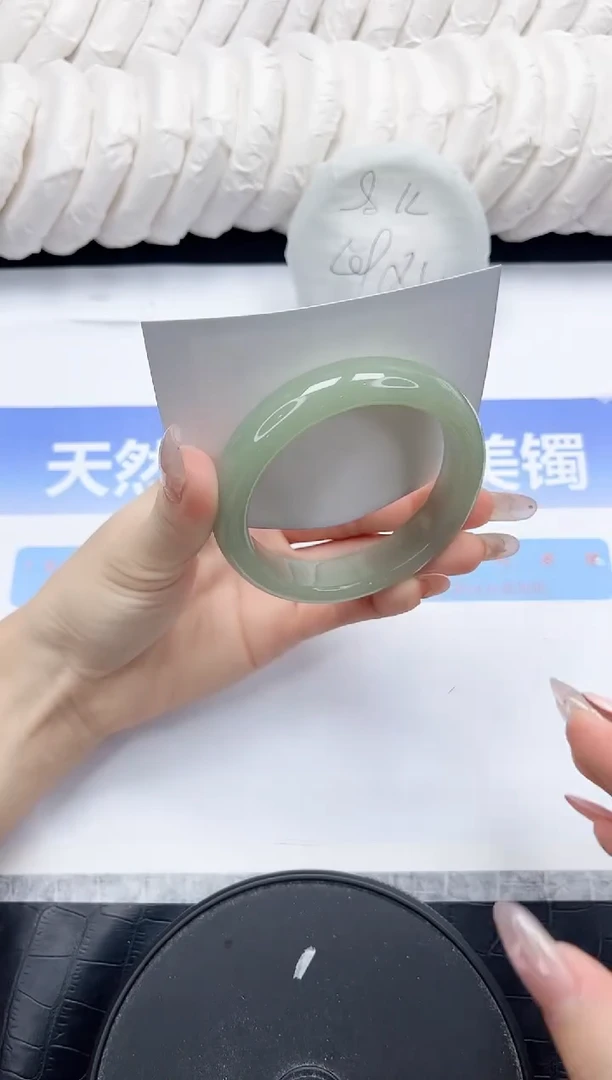 未镶嵌手镯石英质玉18-54