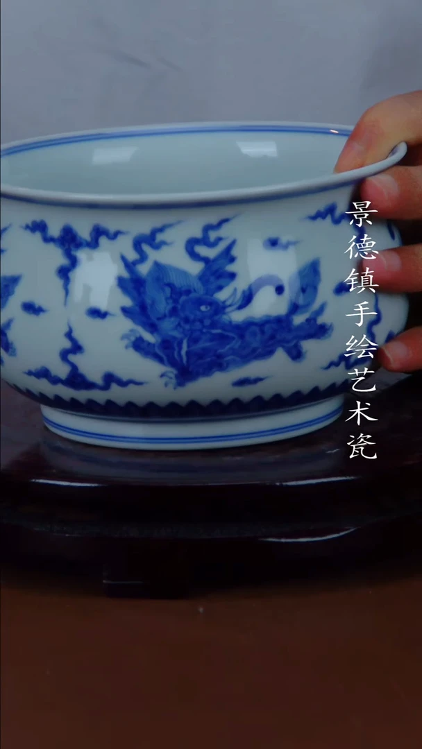现代景德镇手工手绘陶瓷摆件52