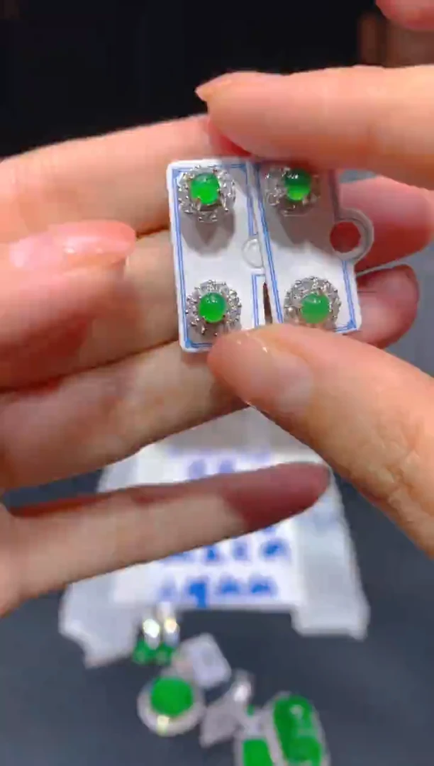 【闪购商品】定制翡翠未镶嵌209多样性发货（发其一）