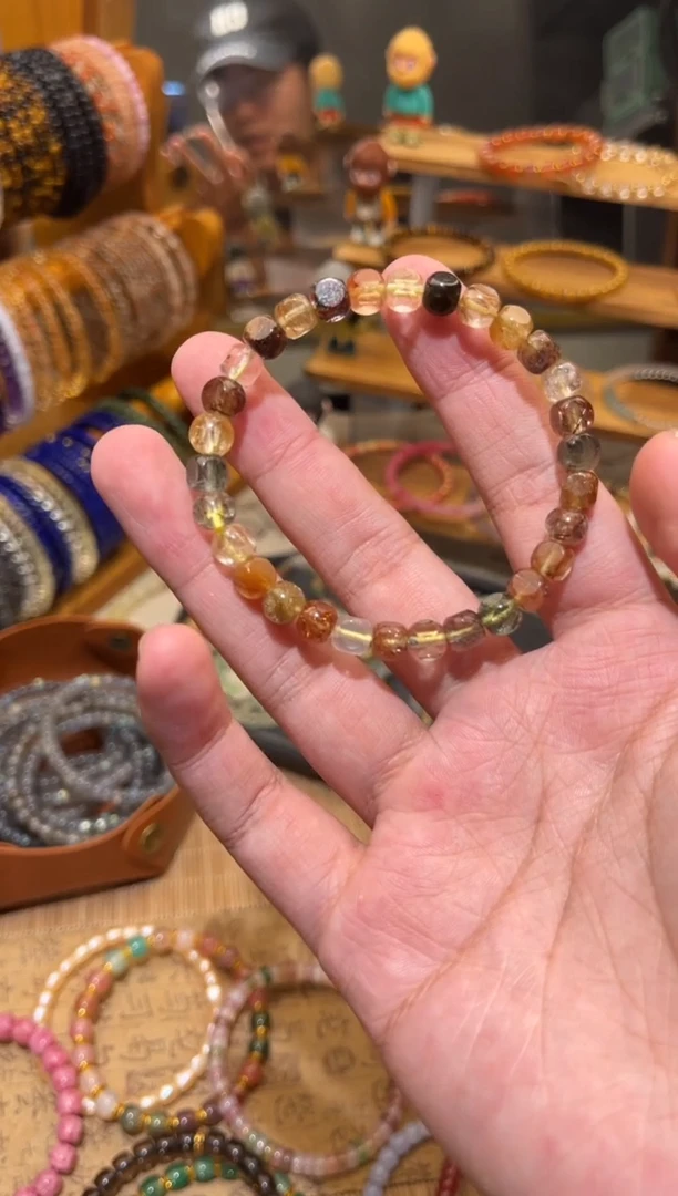 水晶手串未镶嵌黑超七手串