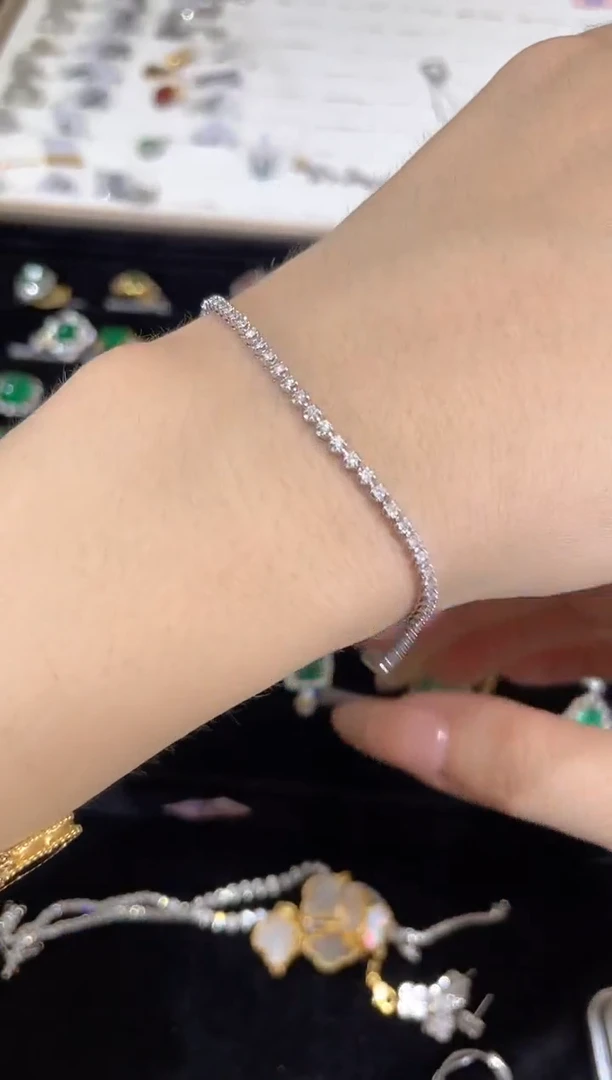 18K金镶嵌手链钻石YT