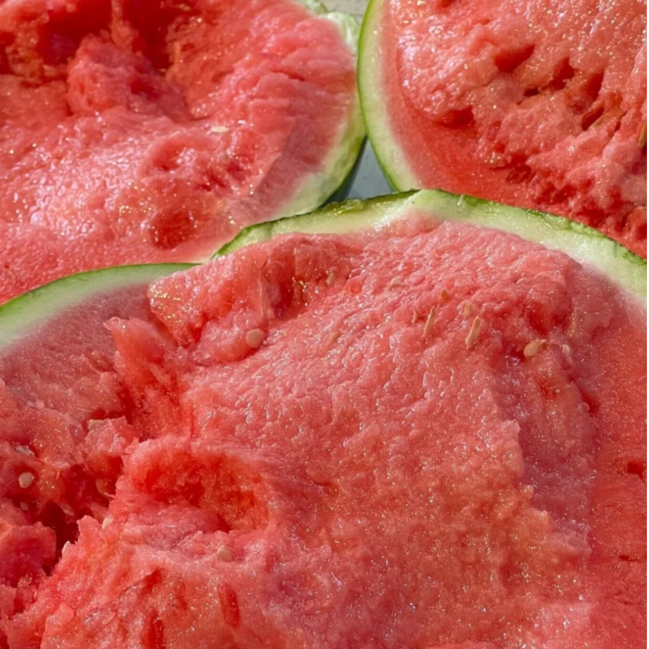 海南麒麟无籽西瓜（顺丰包邮）4斤-6斤西瓜同城配