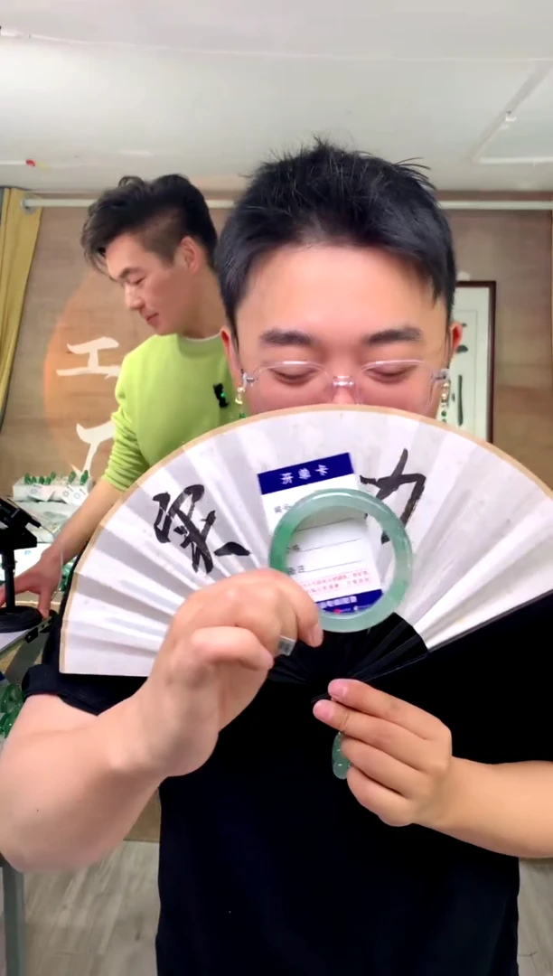 【闪购商品】石英质玉手镯未镶嵌花羽遇工厂 序号20