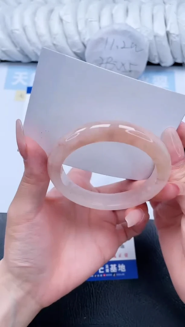 石英质玉手镯未镶嵌T188-56