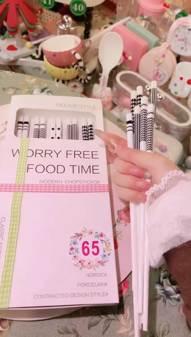 【闪购商品】摆件陶瓷筷5双品质好，发货快，放心拍