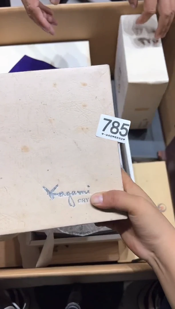 瓷片胡****姐785...........