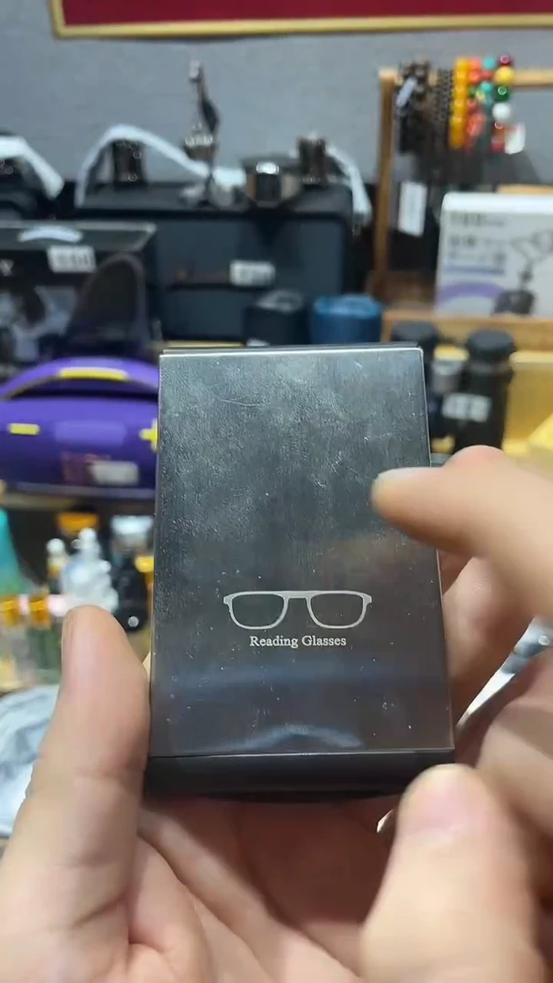 瓷片闪购商品 如图所示