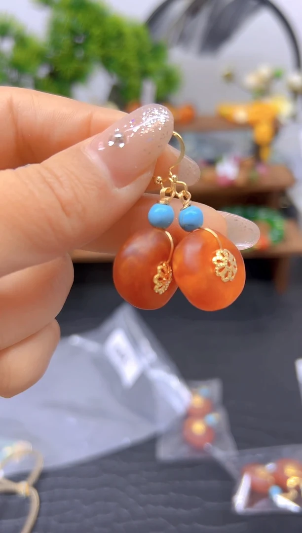 【闪购商品】蜜蜡耳饰14K金镶嵌耳饰E65