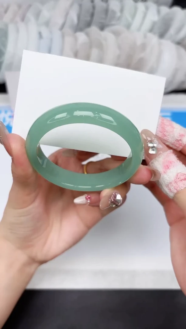 石英质玉手镯未镶嵌50-55.1