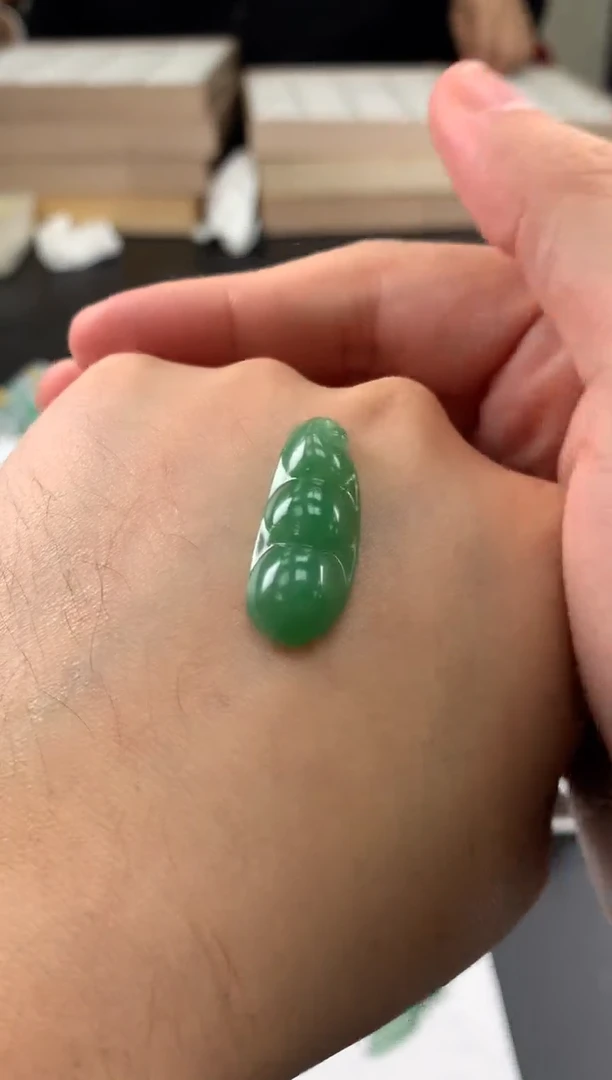 【闪购商品】定制翡翠未镶嵌翡翠