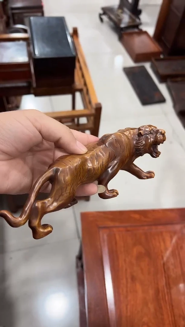 我****头老虎摆件11111