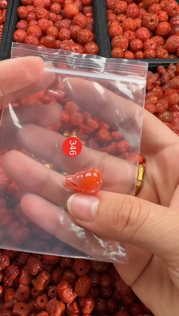 【闪购商品】南红玛瑙颈饰未镶嵌1
