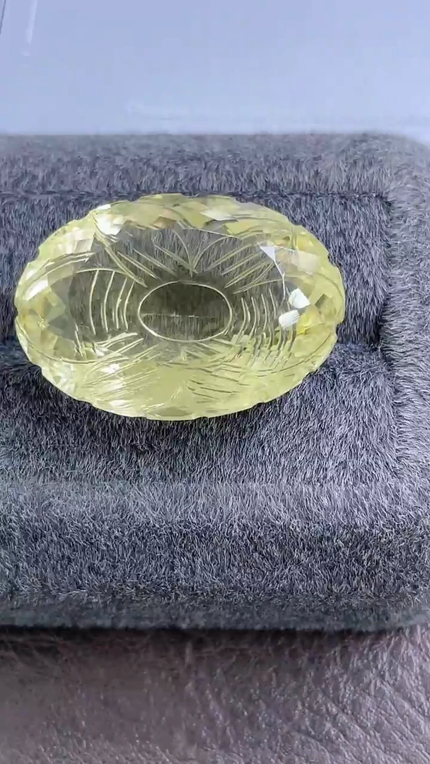 未镶嵌珠宝半成品黄晶84.5ct