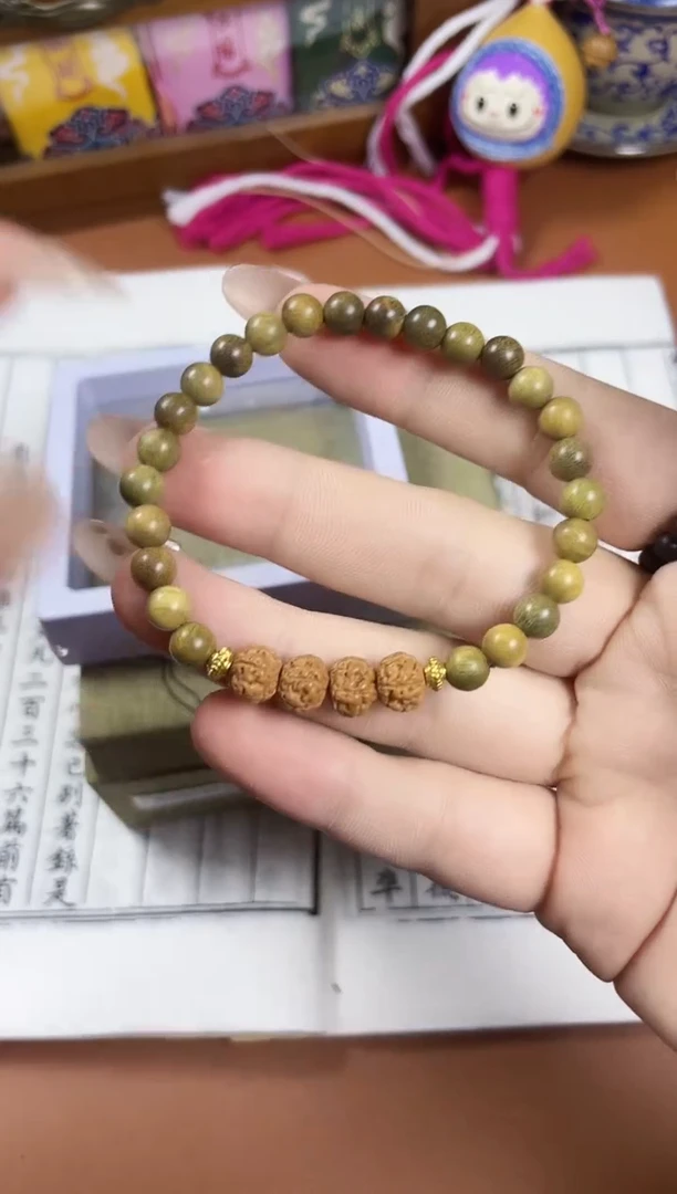 非洲檀香手串/手链菩提木质玉石手串/多发性其一/不带盒子