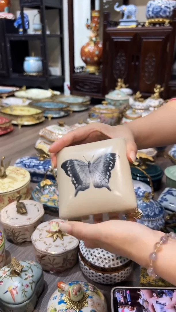 陶瓷華禧堂陶瓷盖盒