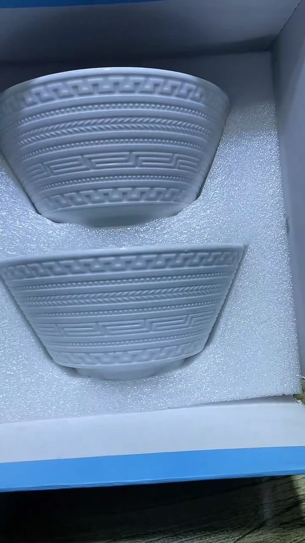 瓷片碗碟好物一件不留@@1