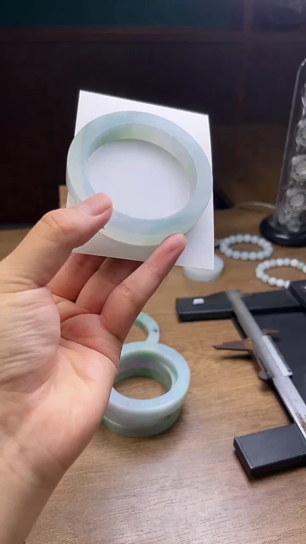 未镶嵌手镯定制翡翠e****a定制