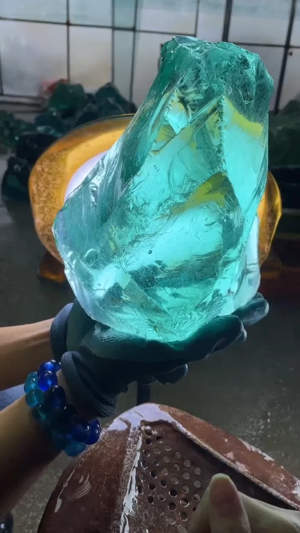新疆彩石奇石摆件