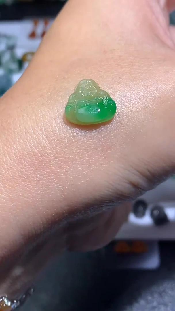未镶嵌定制翡翠毛货