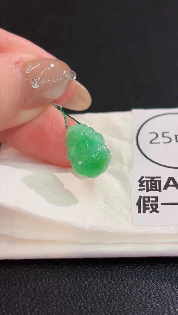 翡翠未镶嵌颈饰 缅料A货/支持复检/一件