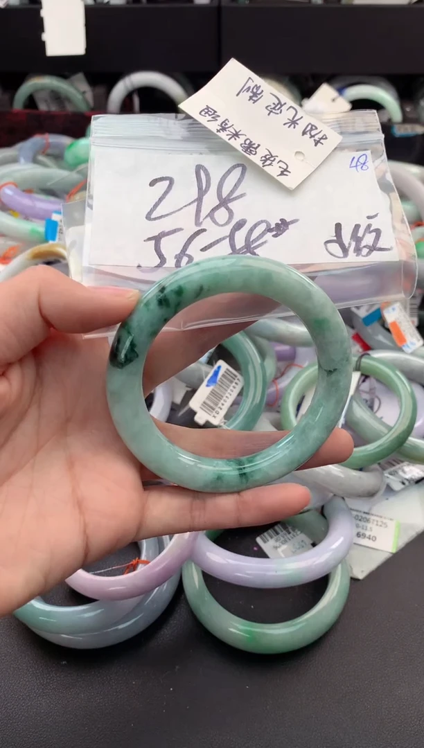 【闪购商品】定制翡翠未镶嵌毛货需精细抛光+多人