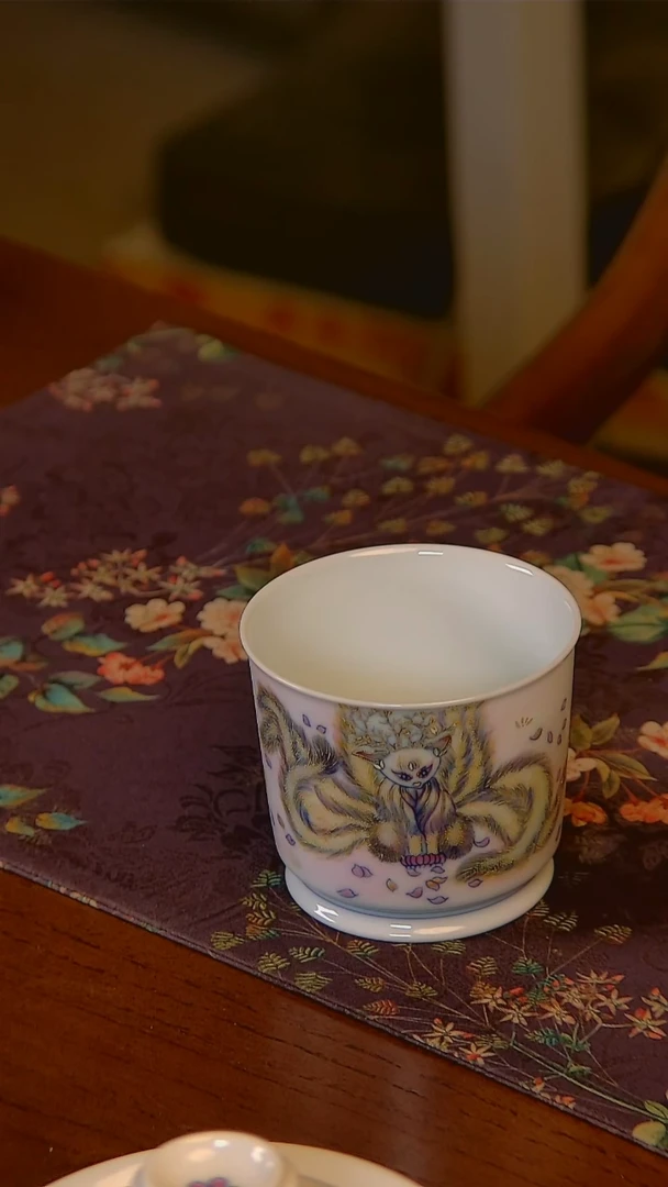 杯手工手绘杯杯很美丽