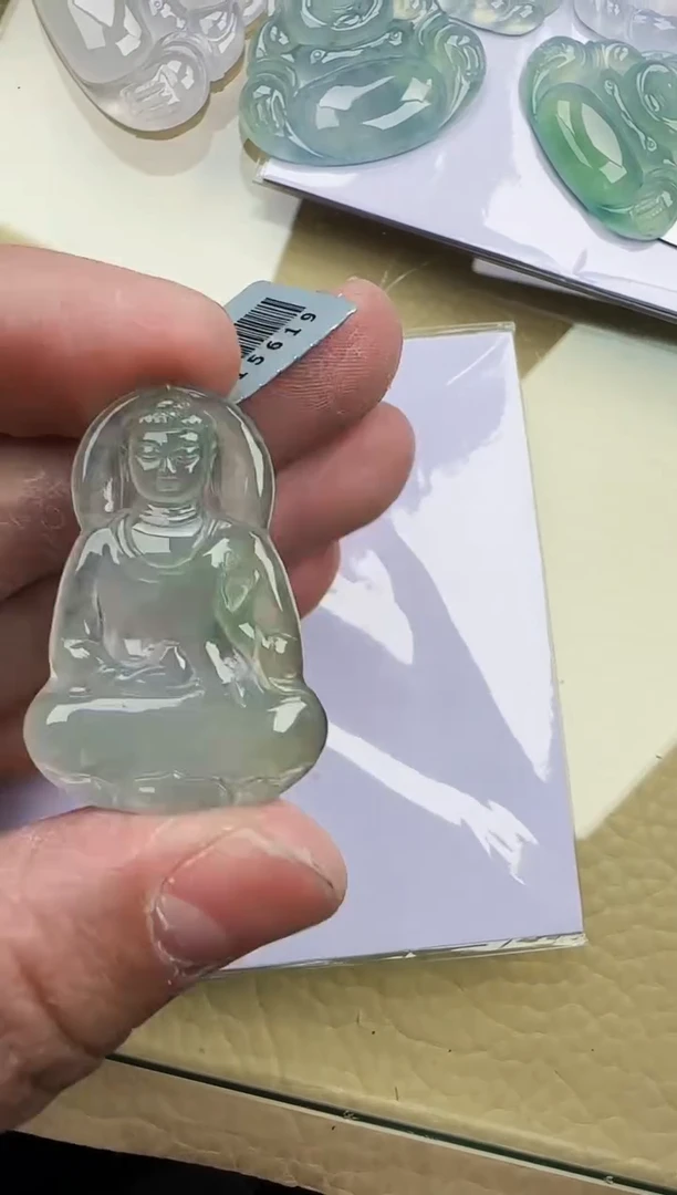 颈饰未镶嵌翡翠缅甸翡翠a货