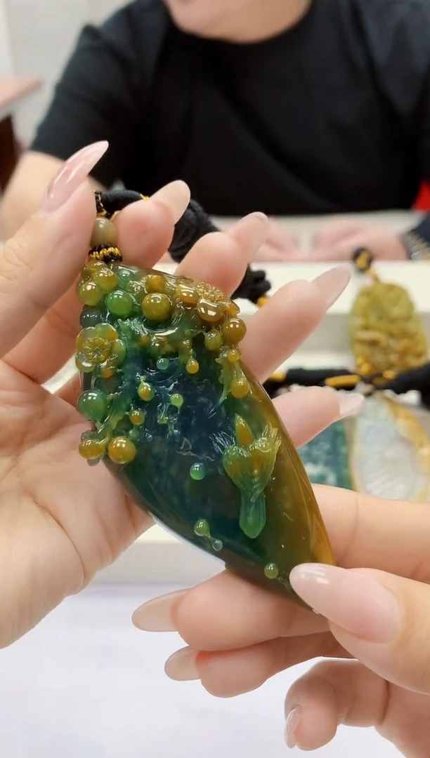 未镶嵌定制翡翠5060ty-毛货挂件91